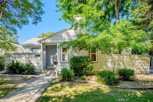 17429 Burbank Blvd, Encino, CA, 91316-1605 | Card Image