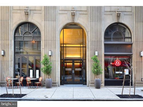 unit-16b-1425 Locust St, PHILADELPHIA, PA, 19102-3836 | Card Image