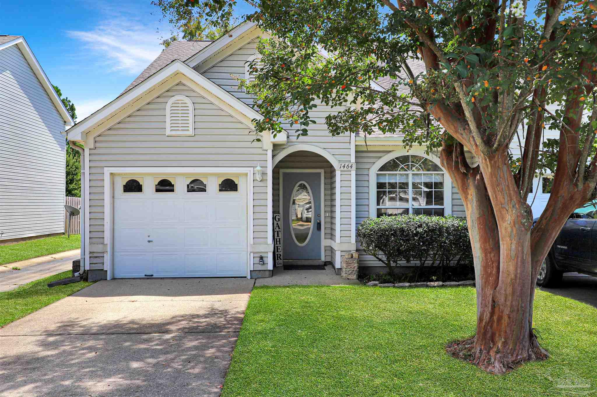 Tiger Lake Dr, Gulf Breeze, FL 32563