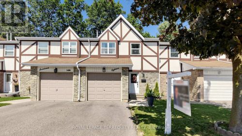 18-18 Morley Cres, Brampton, ON, L6S3K8 | Card Image