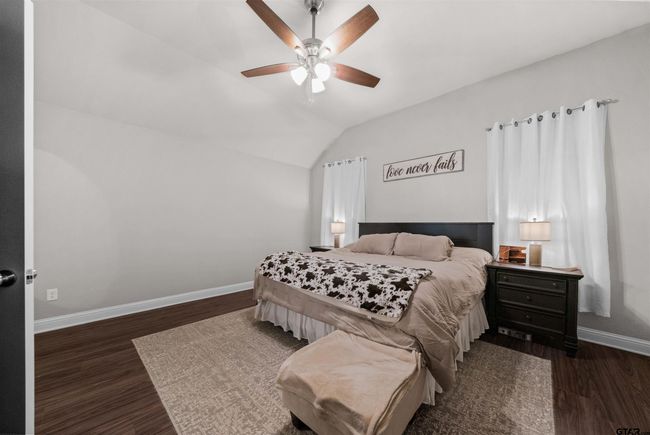 409 Meadows Ct, House other with 3 bedrooms, 3 bathrooms and null parking in Chandler TX | Image 30