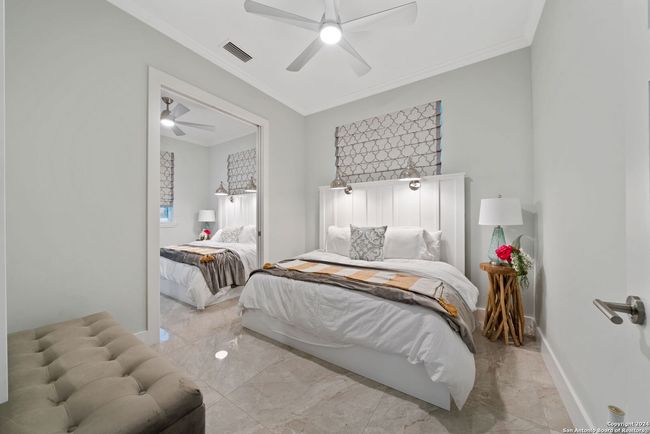 757 County Road 262, House other with 5 bedrooms, 4 bathrooms and null parking in Mico TX | Image 30