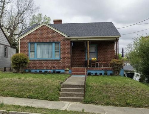 714 Temple Ave, Danville, VA, 24541-2050 | Card Image