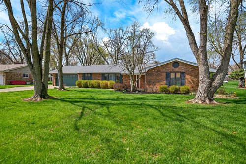 2157 Crystal Marie Dr, Beavercreek, OH, 45431-3313 | Card Image