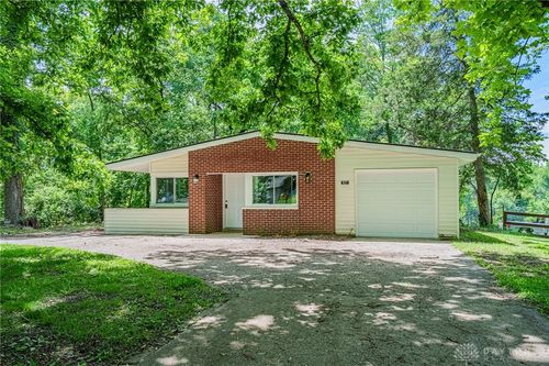 927 Oakland Dr, Beavercreek Township, OH, 45434-7138 | Card Image