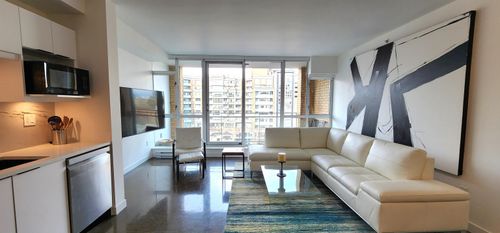 714-221 Union St, Vancouver, BC, V6A0B4 | Card Image