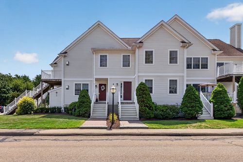 521-521 Hampton Way, Abington, MA, 02351-4012 | Card Image