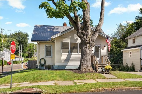1079 Pitkin Ave, Akron, OH, 44310-1415 | Card Image