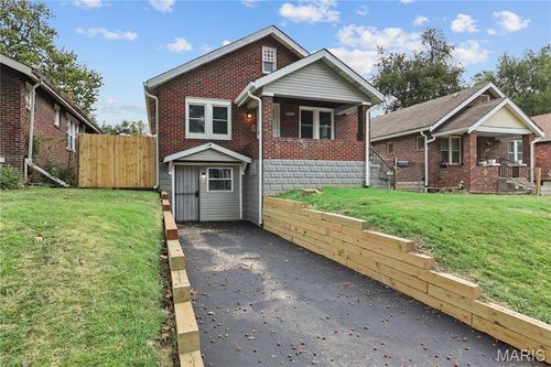 7095 Lexington Avenue, Velda City, MO, 63121 | Card Image