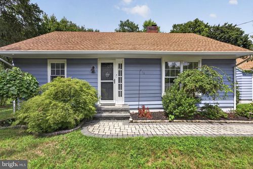 413 Clarksville Rd, PRINCETON JUNCTION, NJ, 08550-1503 | Card Image