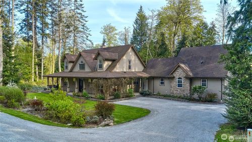 1427 Mckenzie Way, Point Roberts, WA, 98281-9700 | Card Image