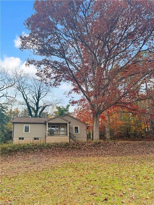 41 Icard Ridge Rd, Taylorsville, NC, 28681-7904 | Card Image