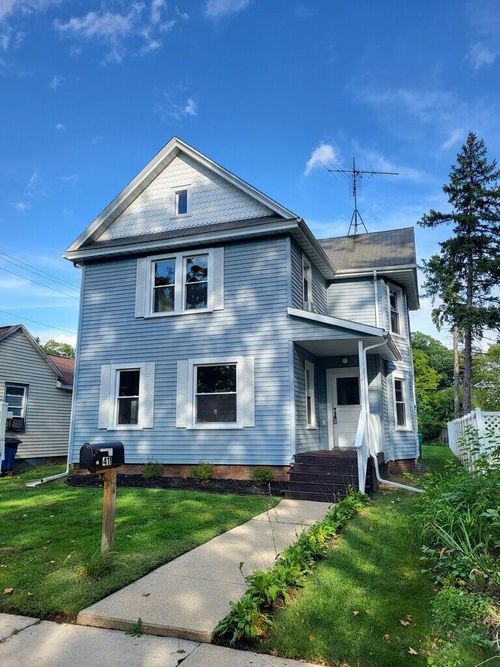 411 E St, La Porte, IN, 46350 | Card Image