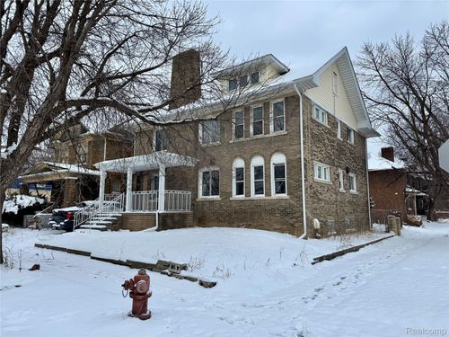 2900 Taylor St, Detroit, MI, 48206-1911 | Card Image