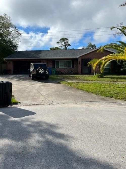 2090 Sandpiper Dr, PALM HARBOR, FL, 34683-5050 | Card Image