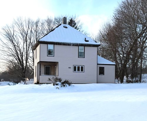 27 School Street, Guilford, ME, 04443 | Card Image