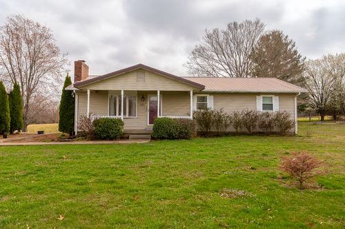 425 Peak Rd, Harrisburg, IL, 62946-5746 | Card Image