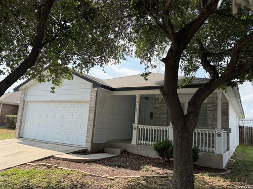 8411 Crinum Lily Dr, Converse, TX, 78109-3552 | Card Image