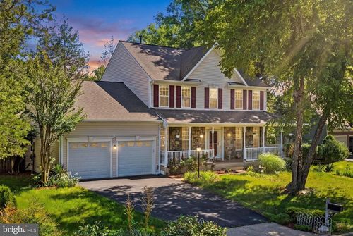 9451 Weathersfield Dr, BRISTOW, VA, 20136-1717 | Card Image