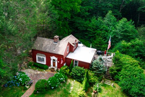 464 Roast Meat Hill Rd, Killingworth, CT, 06419-2345 | Card Image