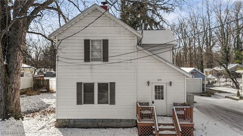 250 E Main St, New London, OH, 44851-1156 | Card Image