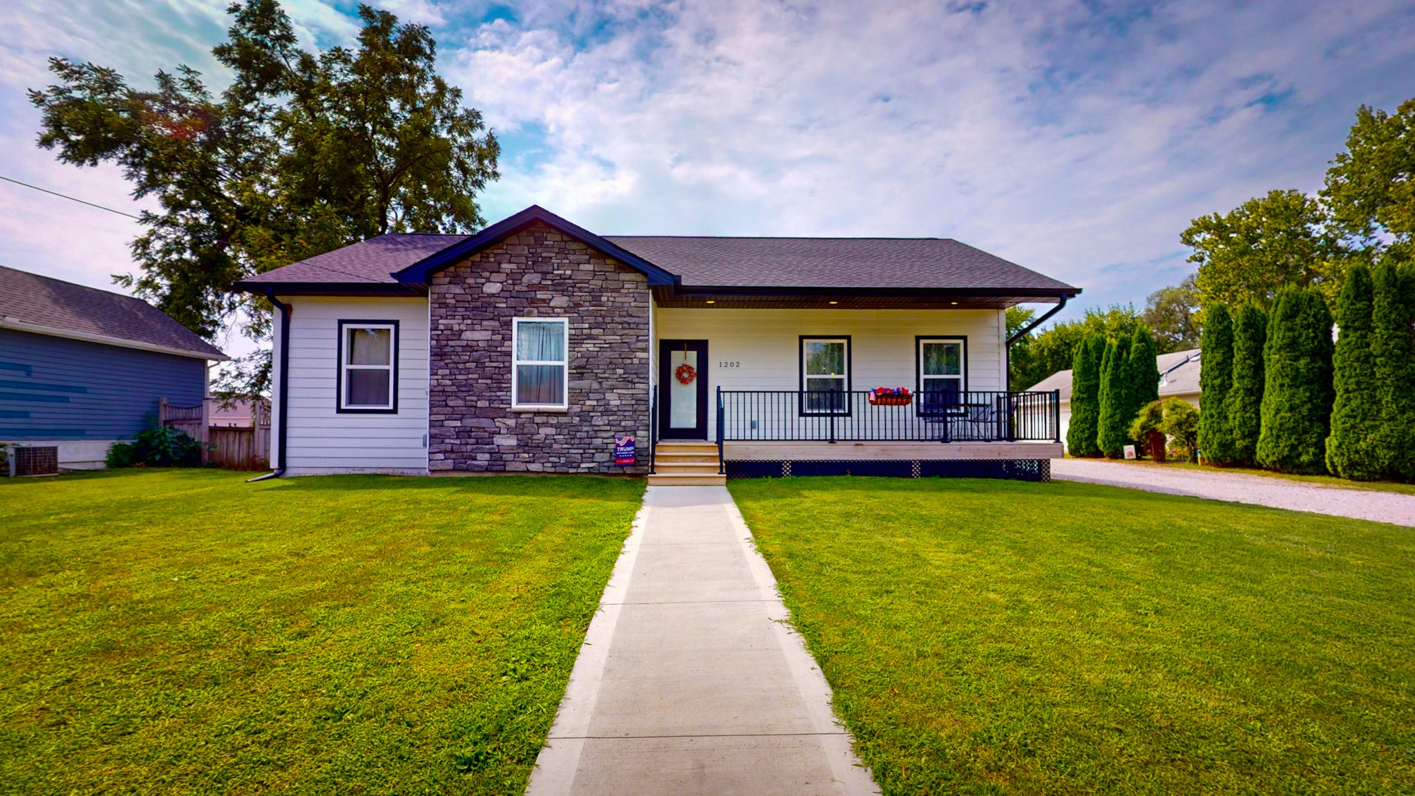 Vine St, Dallas Center, IA 50063