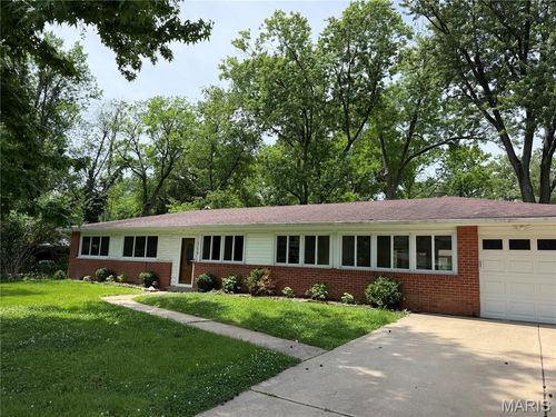 709 Elkington Ln, Saint Louis, MO, 63132-3506 | Card Image