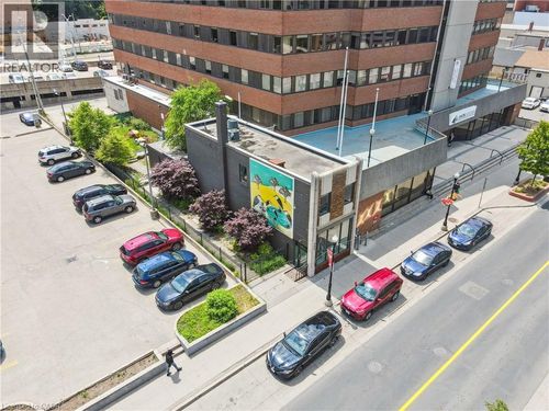 243-241 King St E, Kitchener, ON, N2G2K8 | Card Image