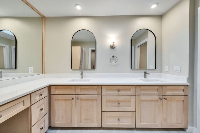 8111 Middle Ct, Townhouse with 3 bedrooms, 3 bathrooms and null parking in Austin TX | Image 15