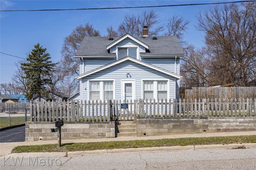 635 Lounsbury Avenue, Pontiac, MI, 48340 | Card Image