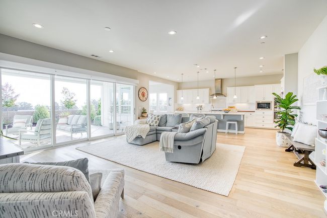 916 Trail View Pl, House other with 3 bedrooms, 3 bathrooms and 3 parking in Nipomo CA | Image 7