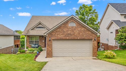 829 Lauderdale Dr, Lexington, KY, 40515-6465 | Card Image