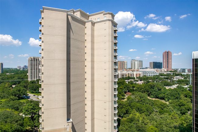 APT-206 - 3225 Turtle Creek Blvd, Condo with 2 bedrooms, 2 bathrooms and null parking in Dallas TX | Image 29