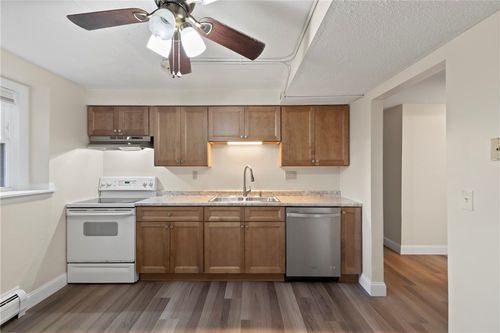 apt-402b-510 Child St, Warren, RI, 02885-1840 | Card Image