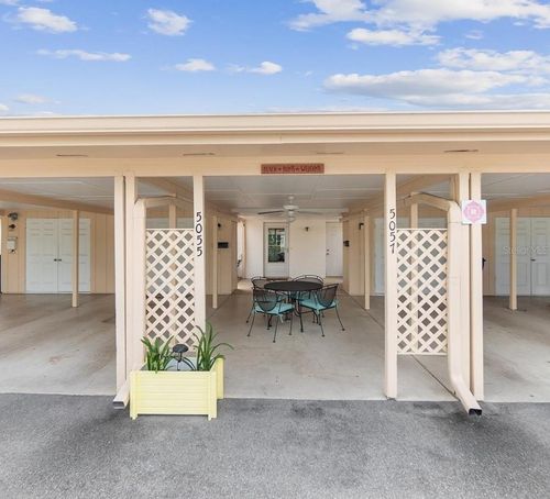 86-5057 Live Oak Cir, Bradenton, FL, 34207-2244 | Card Image