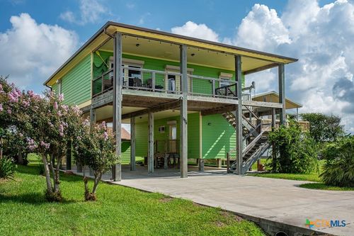 1404 W Bay Ave, Seadrift, TX, 77983 | Card Image