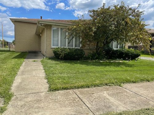 307 S Walnut St, Glenwood, IL, 60425-1819 | Card Image