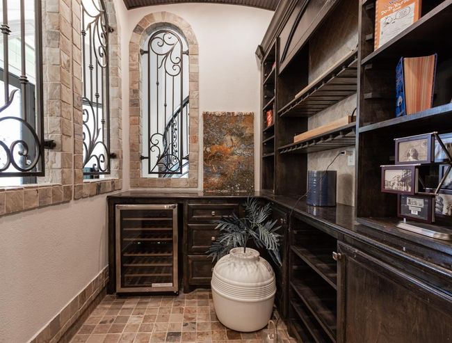 Wine Bar | Image 14
