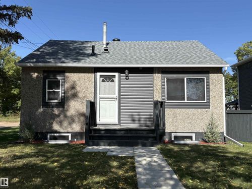4728 46 Ave, Redwater, AB, T0A2W0 | Card Image