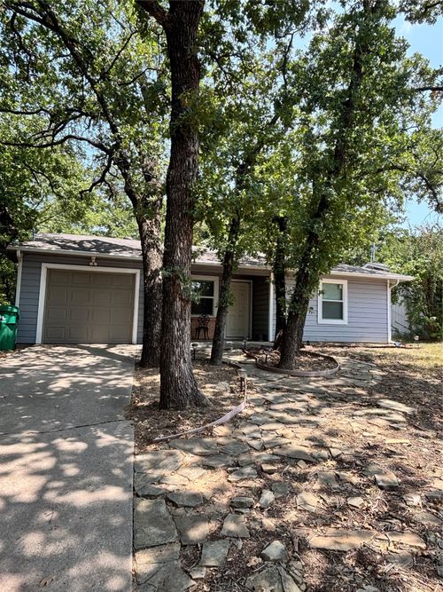 1204 Stuart Road, Denton, TX, 76209 | Card Image