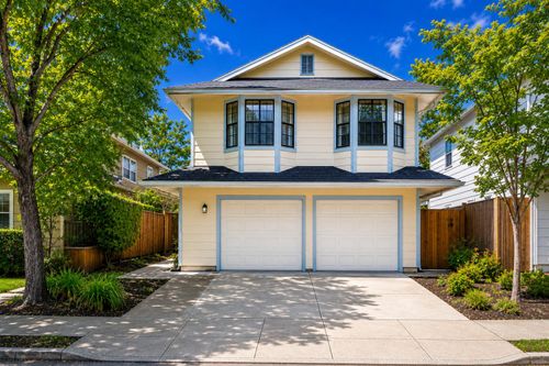 1805 V Street, Sacramento, CA, 95818 | Card Image