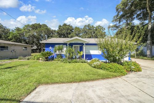 303 Beal Pkwy N, Fort Walton Beach, FL, 32548-3923 | Card Image