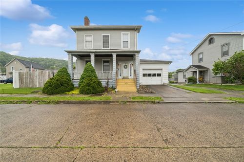 215 S 4th, West Newton, PA, 15089 | Card Image