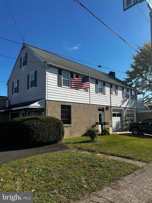 659 Main Street N, DOYLESTOWN, PA, 18901 | Card Image