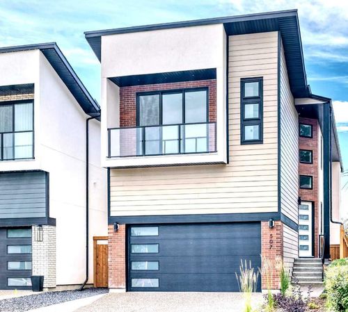 507 26 Ave Ne, Calgary, AB, T2E1Z6 | Card Image
