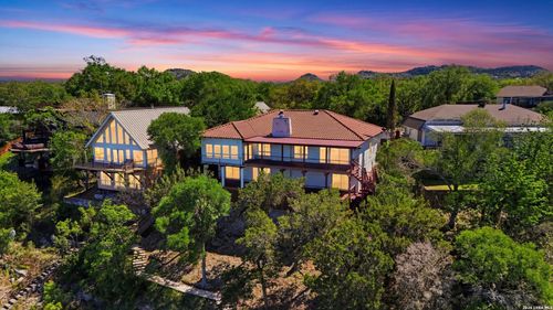 2886 Colleen Dr, Canyon Lake, TX, 78133 | Card Image