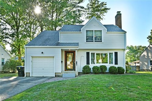 591 Belvedere Ave Ne, Warren, OH, 44483-5509 | Card Image