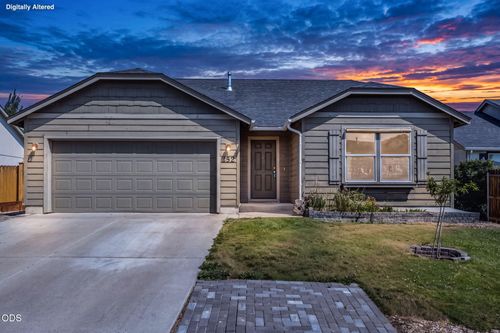 252 Sw 33rd Dr, Redmond, OR, 97756-8524 | Card Image