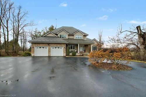 4578 Wellington Rd 35, Puslinch, ON, N0B2J0 | Card Image