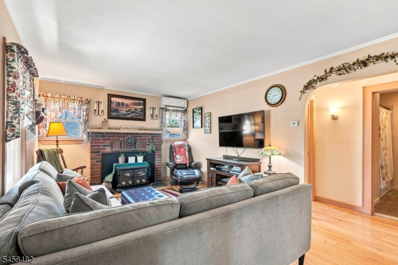 Residential in Pompton Lakes Boro 4